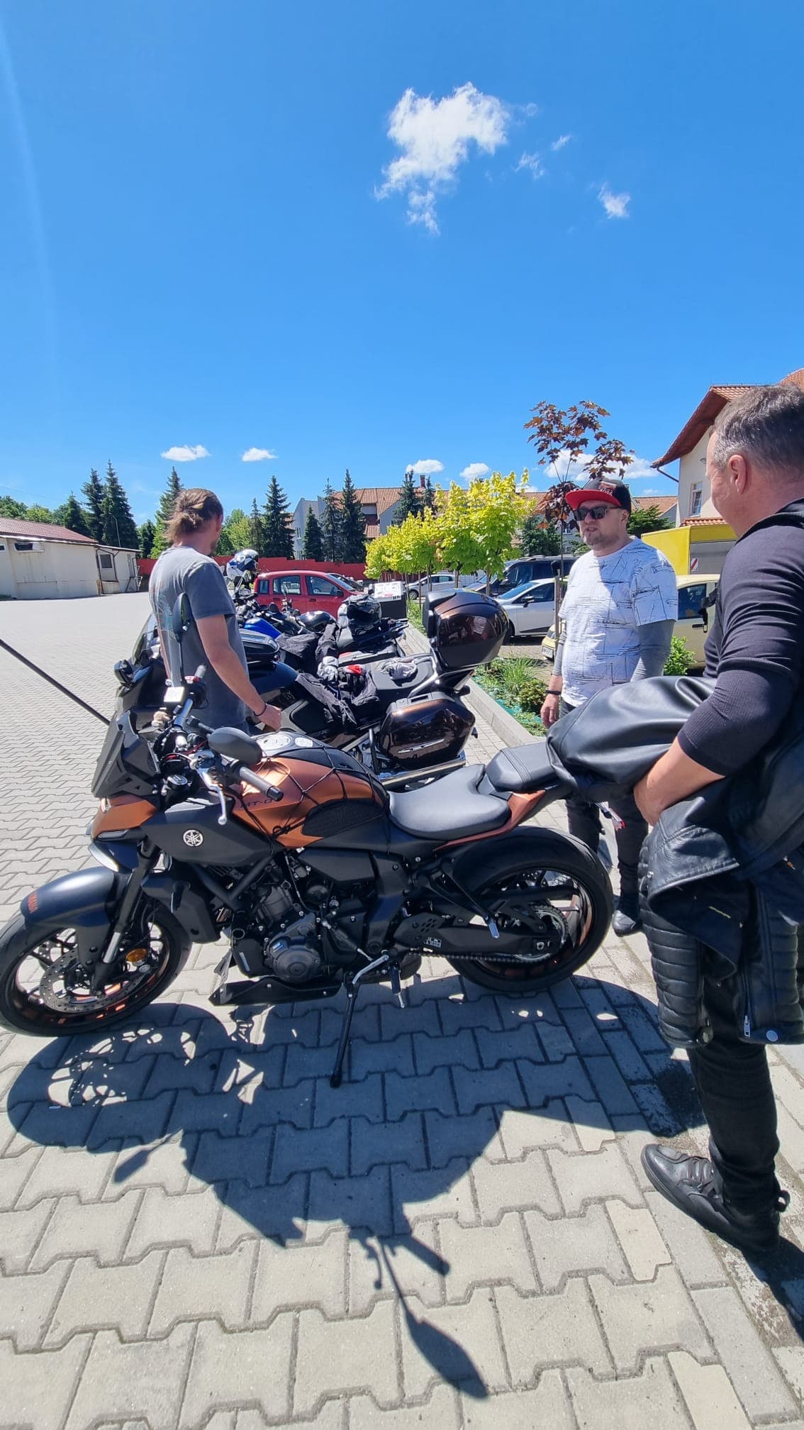 Rozmowy przy motocyklach